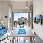 Poetto Sea Breeze - Blue * קליארי